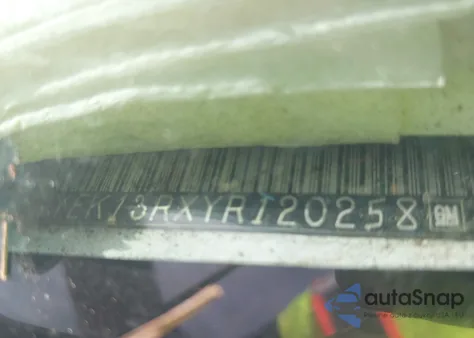 2000 Cadillac Escalade Standard z USA, uszkodzony, nr VIN 1GYEK13RXYR120258